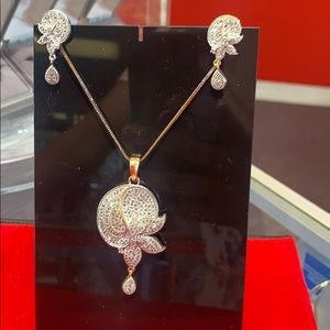 Costume set with earrings and chain